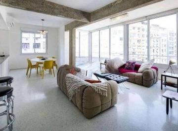 Apartamento · 203m² · 4 Quartos · 1 Vaga · 
                                Copacabana | Apartamento 4 quartos, sendo 4 suites
                