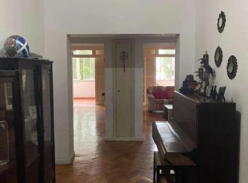 Apartamento · 183m² · 4 Quartos ·
Botafogo | Apartamento 4 quartos, sendo 1 suite
