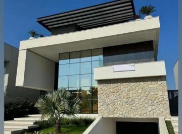 Casa · 904m² · 5 Quartos · 6 Vagas ·
Barra da Tijuca | Casa 5 quartos, sendo 5 suites