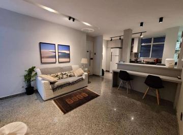 Apartamento · 62m² · 2 Quartos · 
                                Apartamento para venda com 2 quartos no Leblon com 62m²
           