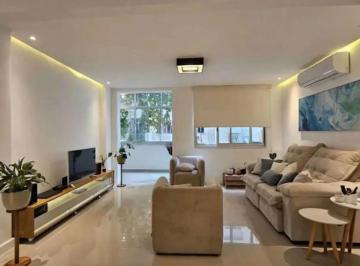 Apartamento · 120m² · 2 Quartos · 1 Vaga ·
IPAP4913 | Apartamento reformado à venda em Copacabana.