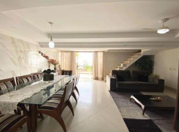 Apartamento · 220m² · 3 Quartos · 3 Vagas ·
Recreio dos Bandeirantes | Cobertura 3 quartos, sendo 1 suite