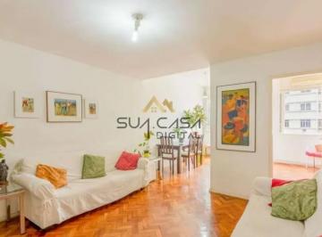 Apartamento · 95m² · 3 Quartos · 1 Vaga · Apartamento reformado à venda em Laranjeiras, com 95 m², 3 quartos, vista para o Cristo Redentor e 1