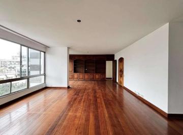 Apartamento · 170m² · 3 Quartos · 2 Vagas ·
Leblon | Apartamento 3 quartos, sendo 1 suite