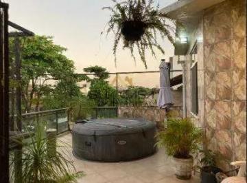 Apartamento · 181m² · 3 Quartos · 2 Vagas · Barra da Tijuca | Cobertura 3 quartos, sendo 1 suite