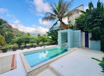 Casa · 151m² · 4 Quartos · 7 Vagas · Casa em Serra Grande, Niterói/RJ de 151m² 4 quartos à venda por R$ 850.000,00