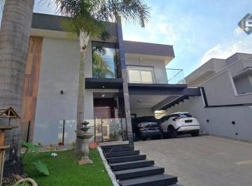 Casa · 306m² · 5 Quartos · 6 Vagas · Casa em Jardim Caiapia, Cotia/SP de 306m² 5 quartos à venda por R$ 2.700.000,00