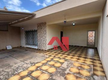 Casa · 250m² · 5 Quartos · 3 Vagas · Casa em Centro, Mogi Guaçu/SP de 250m² 5 quartos para locação R$ 3.800,00/mes