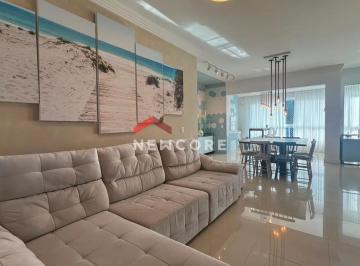 Apartamento · 233m² · 3 Quartos · 2 Vagas · Apartamento em Rua 319 - Meia Praia - Itapema/SC