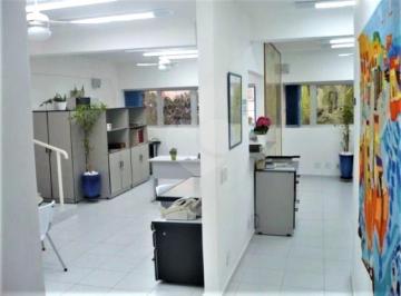 Comercial · 600m² · 4 Vagas · Prédio inteiro à venda em Chácara inglesa - SP