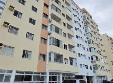 Apartamento de 3 quartos, Lauro de Freitas · Apartamento a venda em Lauro de Freitas com 3 quartos e nascente