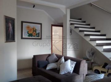 Casa · 150m² · 4 Quartos · 2 Vagas · Casa Sobrado em São José dos Campos