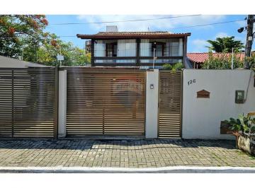 Casa · 180m² · 3 Quartos · 2 Vagas · Casa Aconchegante a venda no Bosque da Praia, Rio das Ostras/RJ - 3 quartos, apenas R$840 MIL!