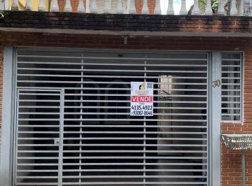 Casa de 3 quartos, Taboão da Serra · Casa á venda em bairro bem localizado