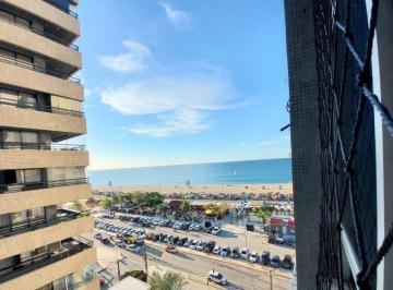 Apartamento · 126m² · 3 Quartos · APARTAMENTO COM VISTA PARA BEIRA MAR