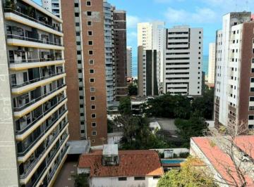 Apartamento · 205m² · 4 Quartos · 3 Vagas · VISTA MAR E EXCLUSIVIDADE: APARTAMENTO 1 POR ANDAR NO MEIRELES.