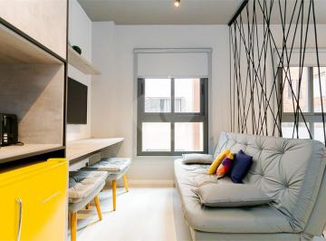 Apartamento de 2 quartos, Curitiba · Studio moderno e completo, em uma das localizações mais desejadas de Curitiba.