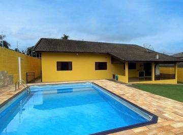 Casa de 3 quartos, Itanhaém · Casa com 3 dormitórios em Itanhaem a Venda