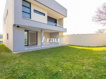 Casa de 4 quartos, Curitiba · Residência alto padrão 4 suítes.