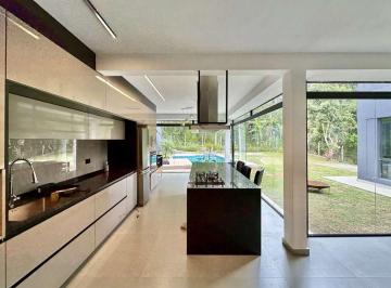 Casa de 4 quartos, Embu das Artes · Casa alto Padrão à venda/ Embu das Artes - 812 M² com 4 dormitórios e 3 suítes
