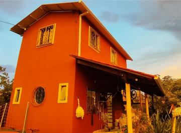 Casa de 4 quartos, Alto Paraíso de Goiás · Lindos chalés com vista panorâmica em Alto Paraíso-GO