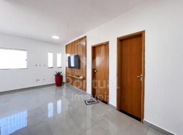 Casa · 240m² · 3 Quartos · Casa à venda c  2 suítes no Jardim Brasília, UBERLANDIA - MG