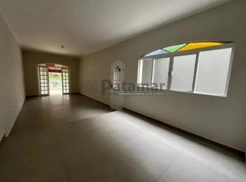 Casa · 153m² · 3 Quartos · 3 Vagas · Casa com 3 Quartos e 2 banheiros à Venda, 153 m²