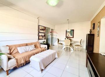 Apartamento · 108m² · 3 Quartos · 2 Vagas · Apto 3 Quartos em Boa Viagem, próximo à praia!
