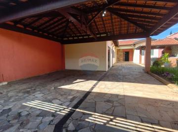 Casa · 154m² · 3 Quartos · 5 Vagas · Casa com 3 quartos, área gourmet e garagem pra 5 carros. Jardim Soares- Itapira