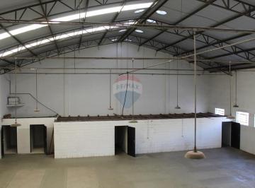 Comercial · 400m² · 50 Vagas · Galpão Comercial 400 m²:  WC PCD.