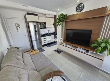 Apartamento · 40m² · 2 Quartos · 1 Vaga · Apartamento em Araucária / Costeira