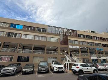 Comercial , Águas Claras · loja Maggiore Shopping, frente pista, aluguel sem fiador! Aguas Claras