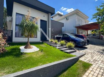 Casa · 160m² · 3 Quartos · 2 Vagas · Casa com piscina, área gourmet em condomínio fechado em Atibaia.