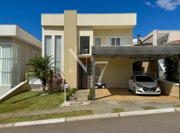 Casa · 160m² · 3 Quartos · 2 Vagas · Casa com Piscina e Área Gourmet em Condomínio Fechado!