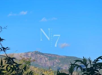 Vista da Pedra Grande da varanda · Casa em Jardim Centenário  -  Atibaia