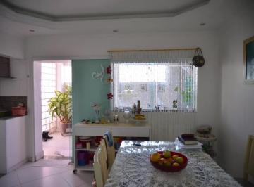 Casa · 270m² · 2 Quartos · 3 Vagas · Oportunidade na Vila Valparaíso: Espaço, Conforto e Localização Privilegiada!