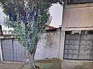 Comercial · 300m² · Galpão com 300m² de área construída no Jardim Santo Alberto - Santo André - SP