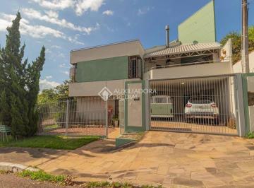 Casa · 173m² · 3 Quartos · 2 Vagas · Casa de 3 Dormitórios com Piscina no Bairro Nossa Senhora das Graças, Canoas