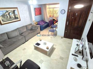 Casa · 245m² · 4 Quartos · 2 Vagas · Ampla casa à venda no Cambuci.
