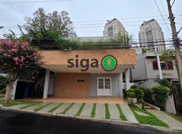 Casa · 381m² · 5 Quartos · 3 Vagas · Casa em condomínio à venda e locação com 300m², 5 quartos e 2 vagas no Panamby