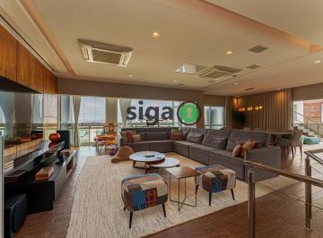 Apartamento · 355m² · 4 Quartos · 5 Vagas · Cobertura para venda no Panamby com 4 quartos, sendo 2 suítes , 5 vagas e 355m2