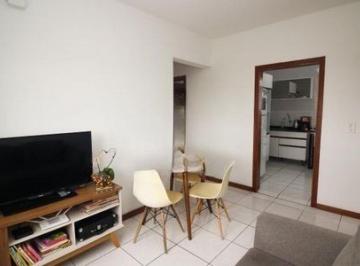 Apartamento · 48m² · 2 Quartos · Apartamento com 2 quartos, portaria 24 horas e churrasqueira no bairro Camaquã.