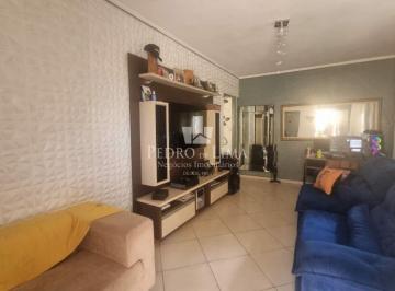 Casa · 76m² · 2 Quartos · 2 Vagas · Casa térrea de 2 Dormitórios, sala, cozinha e banheiro com 1 vaga