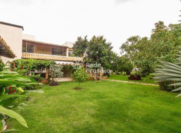 Casa · 426m² · 5 Quartos · 2 Vagas · Condomínio Lago Sul - Casa em condomínio com 5 quartos sendo 3 Suítes e 2 semisuítes - Brasília - DF