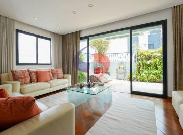 Apartamento · 160m² · 2 Quartos · 3 Vagas · Cobertura duplex reformada com 3 vagas em rua nobre de Moema