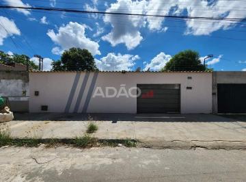 imagem-1 · Casa de Luxo com 4 Vagas em Parque Trindade I - R$ 800.000 Casa de Rua com 3 Quarto(s) por R$ 800000