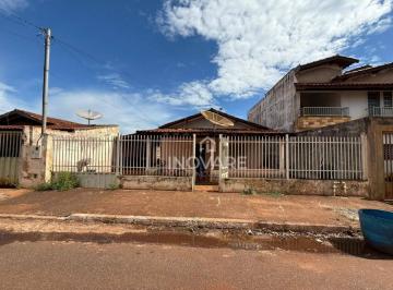 f7826cddc80679d7dff525177b04fa4db9915752 · Casa com 3 dormitórios à venda, 1 m² por R$ 250.000 - Alvorada - Araporã/MG