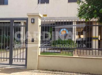 Apartamento · 36m² · 2 Quartos · 1 Vaga · Apartamento com ótima localização, no centro da cidade, ao lado da Uniara.