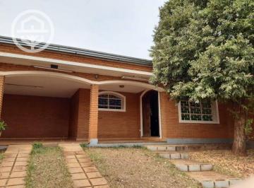 7dc3b584883fed45f6b4a32fa49fddf7168d9f9e · Casa com 4 dormitórios à venda, 209 m² por R$ 950.000,00 - São José - Barretos/SP