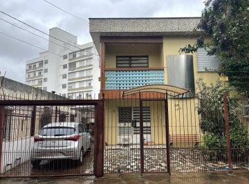 Casa · 500m² · 3 Quartos · 3 Vagas · Terreno amplo com 690m², com duas casas construídas para moradia ou investyirdor